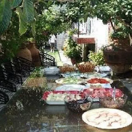 Sezgin Otel *